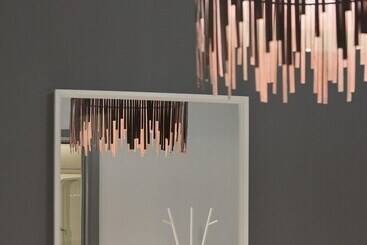 ツーリストアパートメント Penelope S Luxury Apartment