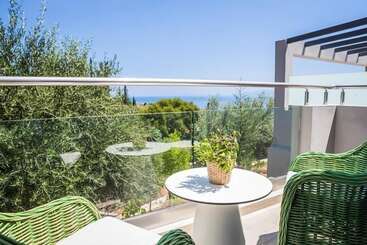 آپارتمانهای توریستها Villa Aris