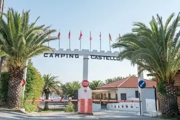 Hotel Happy Camp Mobile Homes In Castello Camping And Summer Resort