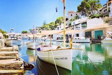 Жильё для туристов Apartaments Marina Sol I Pins