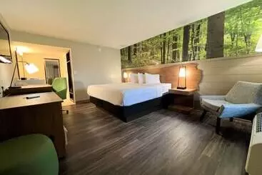 호텔 The Inn At Tree City, Bw Signature Collection