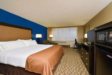 Отель Monroeville Plaza