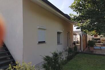 Apartamentos turísticos Ferienwohnung Nahe Basel