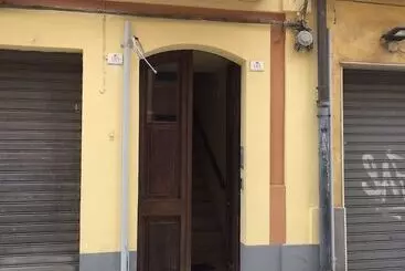 ペンション Al183