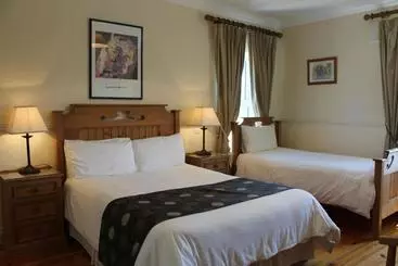 ペンション Adare Country House