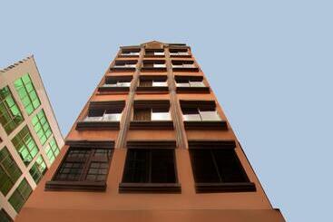 هتل Himchuli By Oyo Rooms