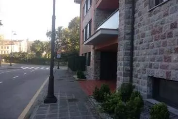 Turistihuoneistot Sumiciu