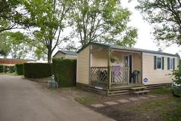 Hotelli Camping D Autun