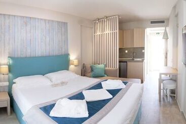 آپارتمانهای توریستها Iliorama Luxury Apartments