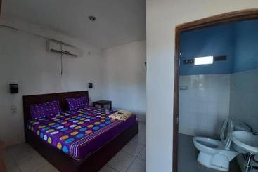 Hotell Oyo 2074 Joglo Homestay