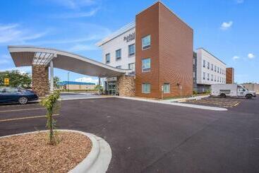 호텔 Fairfield Inn & Suites Whitewater