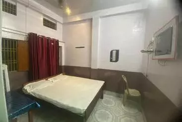Hotel Yatri Niwas