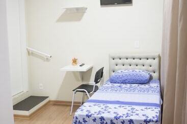 بنسيون Pousada Center Piratuba