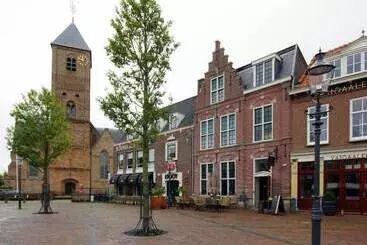 Hotelli Inn Naeldwyk Torenburg