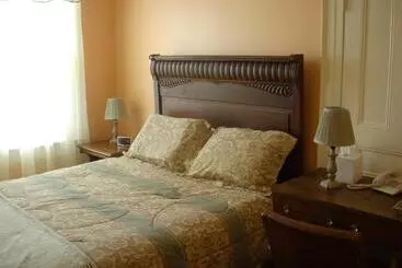 Aamiaismajoitus (B&B) Wayne On Main