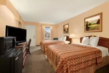 בית מלון כפרי Super 8 By Wyndham Orangeburg North