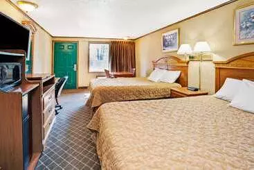 ホテル Knights Inn Sterling Heights