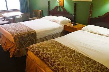 M Star Hotel Covington