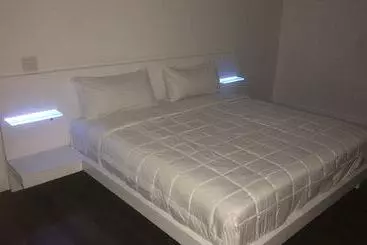 مُتل Spinnaker Inn Of Naples