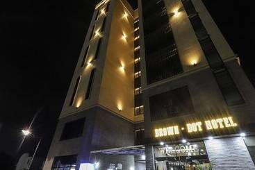 Brown Dot Hotel Jungja Beach