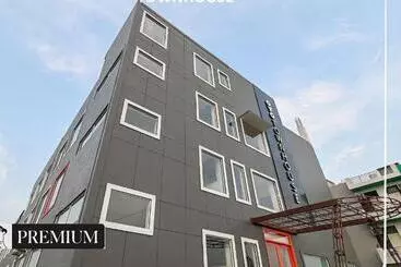 Hotel Townhouse D  Knowledge Park Iii