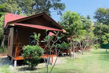 Hotel Koh Jum Delight Beach