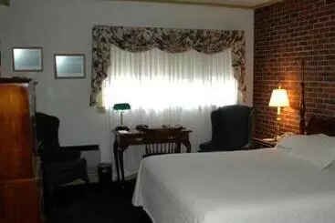 酒店 Lamies Inn & The Old Salt Tavern