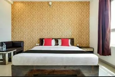Bedi S Dream Land Hotel & Resort