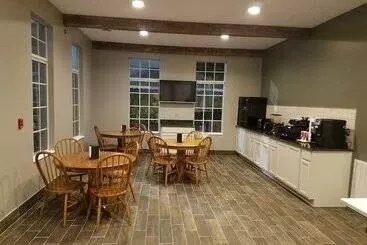 Отель Meriwether Country Inn