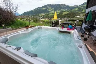 Apartaments turístics Chalet Mora Lodge By Alpine Host Helpers