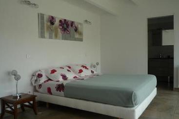 مبيت وإفطار Chambres D Hôtes   Chez Stephane