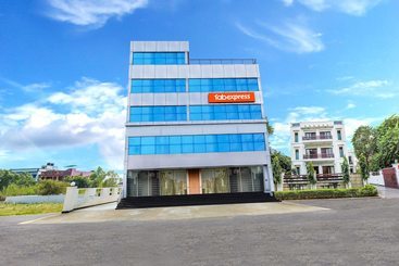 Hotel Fabexpress Arnn Guest House