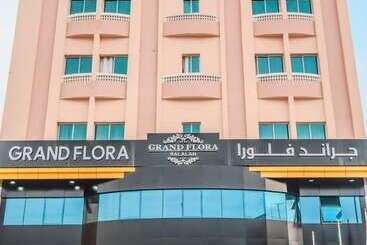 هتل Grand Flora