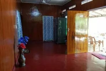 Majatalo Nilaveli Beach Rooms