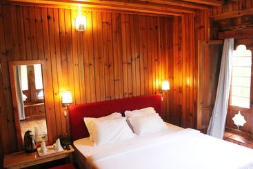 Szálloda Pinewood Experiential Stay And Hideouts