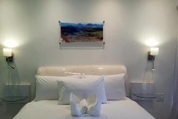 Pensionat Joy Guesthouse Seapoint   Adults Only