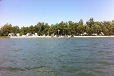 بيت Hills Point Resort