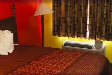 モーテル Express Inn