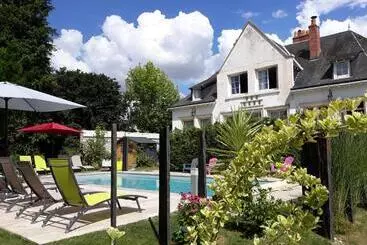 ペンション Gites Et Chambres Des Coteaux