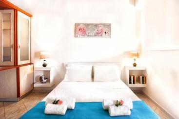 酒店 Del Sol Suites