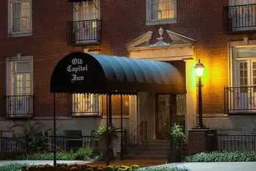 Szálloda Old Capitol Inn
