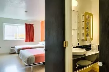 Motel 6arlington Heights, Il  Chicago North Central