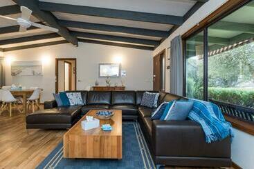 관광객 아파트 Inlet Dreaming