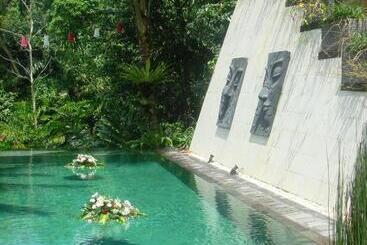 Turist apartmanları Villa Kalisha   Romantic, Seclusion In The Heart Of Nature