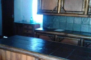 Pension (Hôtel basse catégorie) Eleventh Avenue Guesthouse & Conferencing