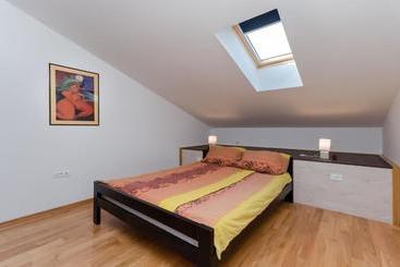 ツーリストアパートメント Apartment Goran