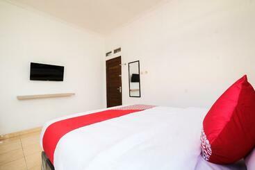 Отель Oyo 2118 Fh Stay