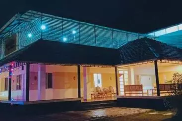 Hotel Thenmala Heritage