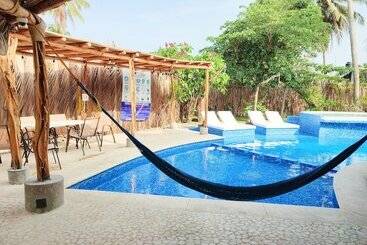 Szálloda Ashly Loma Larga