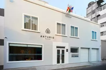 هتل Anturio